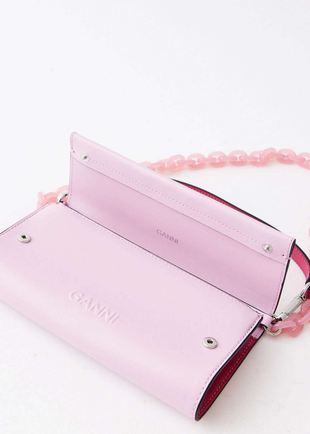 Banner Envelope Chain Wallet