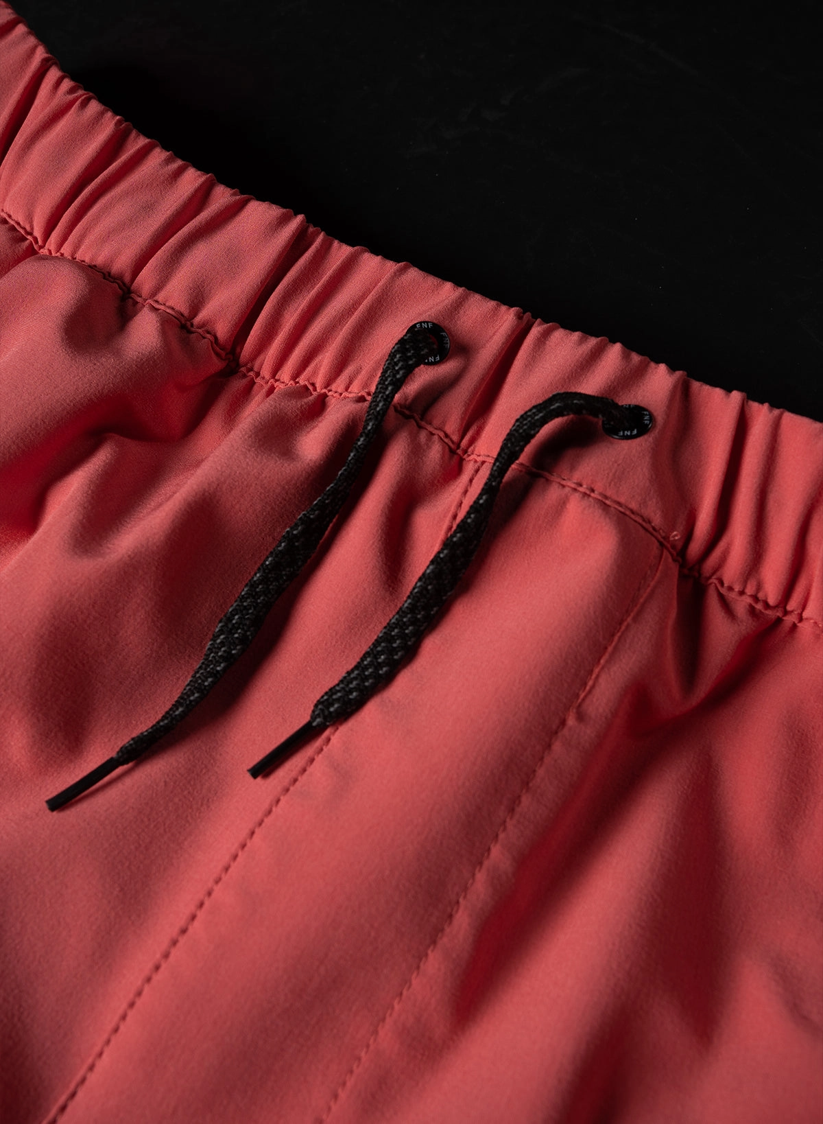 EVERYDAY SHORTS 7.5" - SALMON