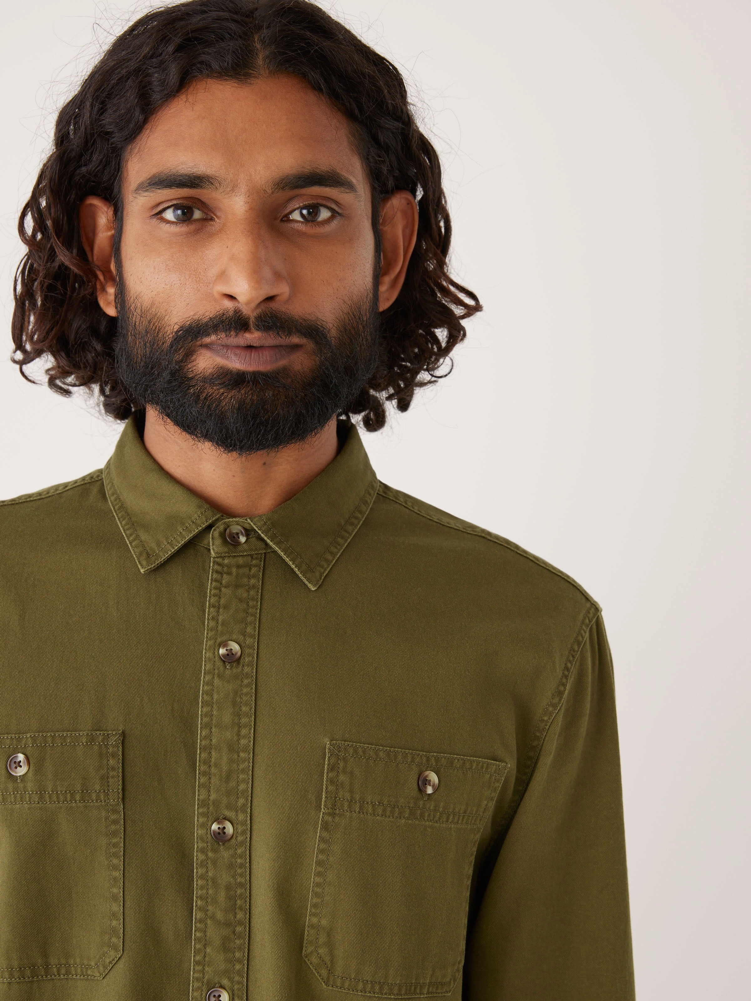 The Washed Worker Shirt in Dark Olive