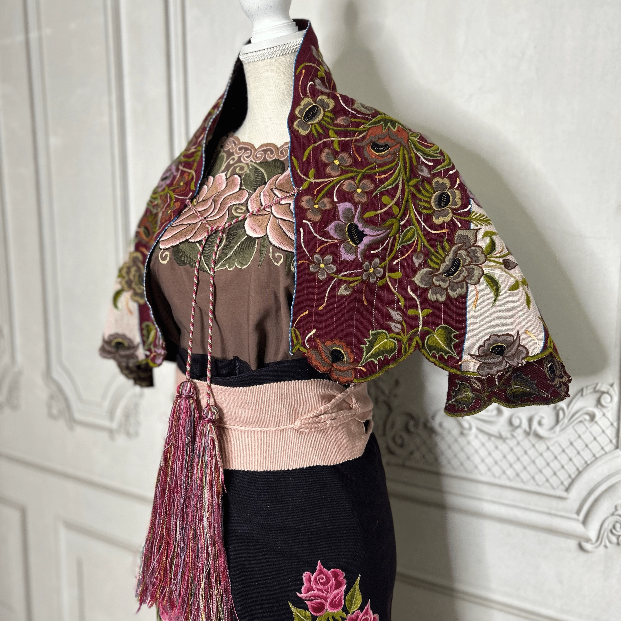 Traditional Zinacantan Chiapas Outfit - Women