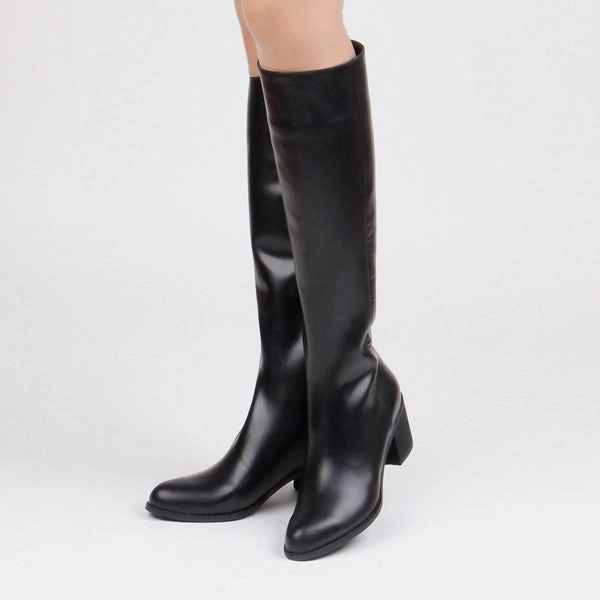 *UK size 3 - ALICE  - brown, 5cm/0.8cm heel - length 37cm , calf circumfernce 35cm.
