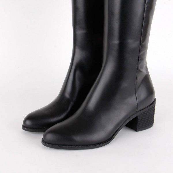 *UK size 3 - ALICE  - brown, 5cm/0.8cm heel - length 37cm , calf circumfernce 35cm.