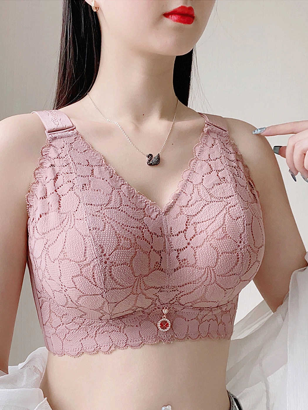 Ultra-Thin Lace Wire-Free Minimizer Bra